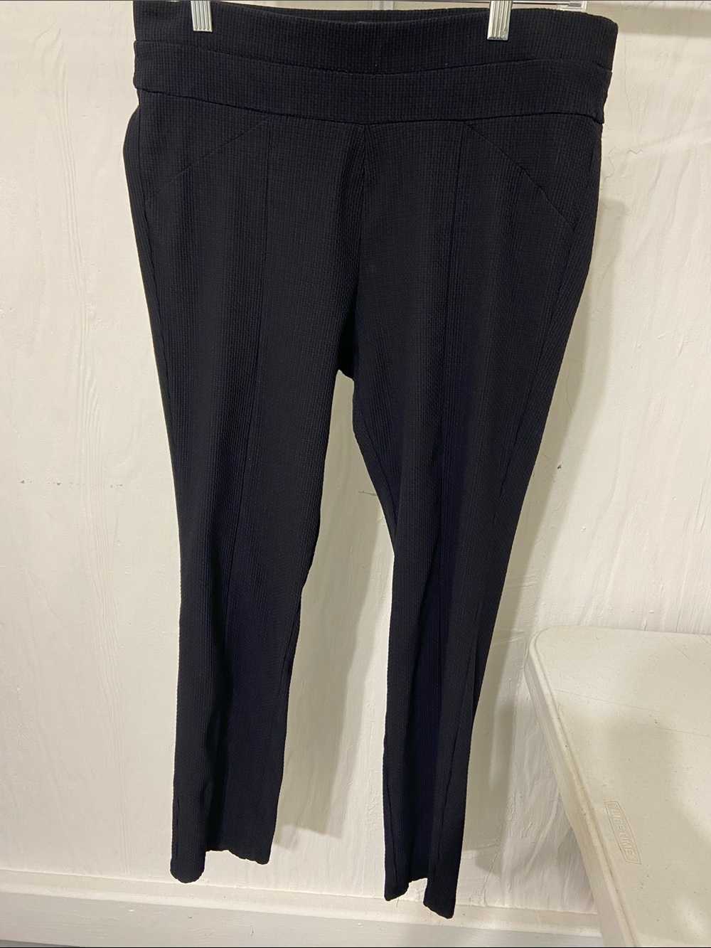 Women’s Black Simply Vera Slim Fit Pants